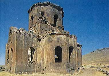 guzelyurt2.jpg (15921 bytes)
