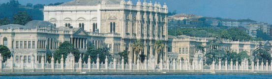 dolmabahce1.jpg (26735 bytes)