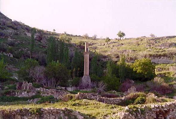 gordes6n.jpg (35660 bytes)